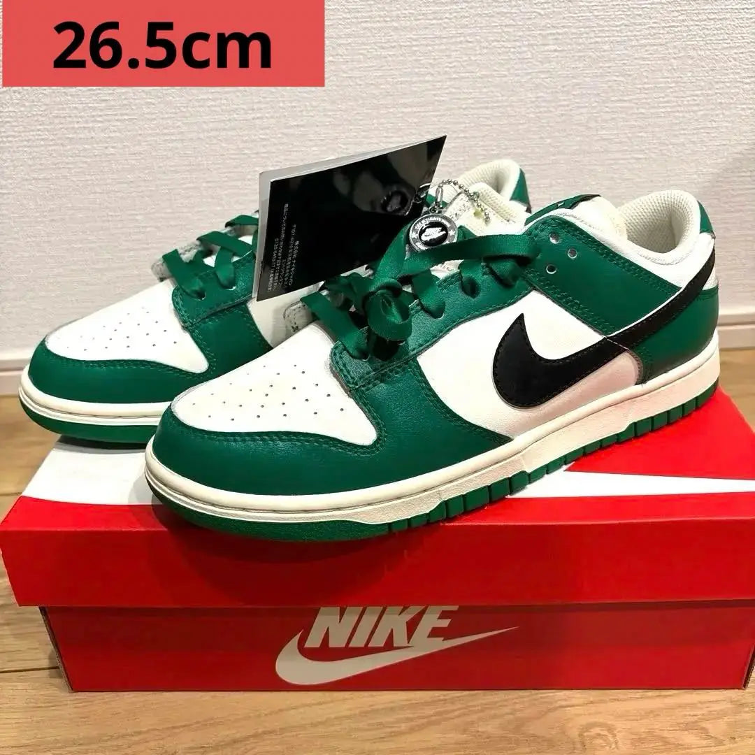 《New, unused tag included》Nike Dunk Low Green