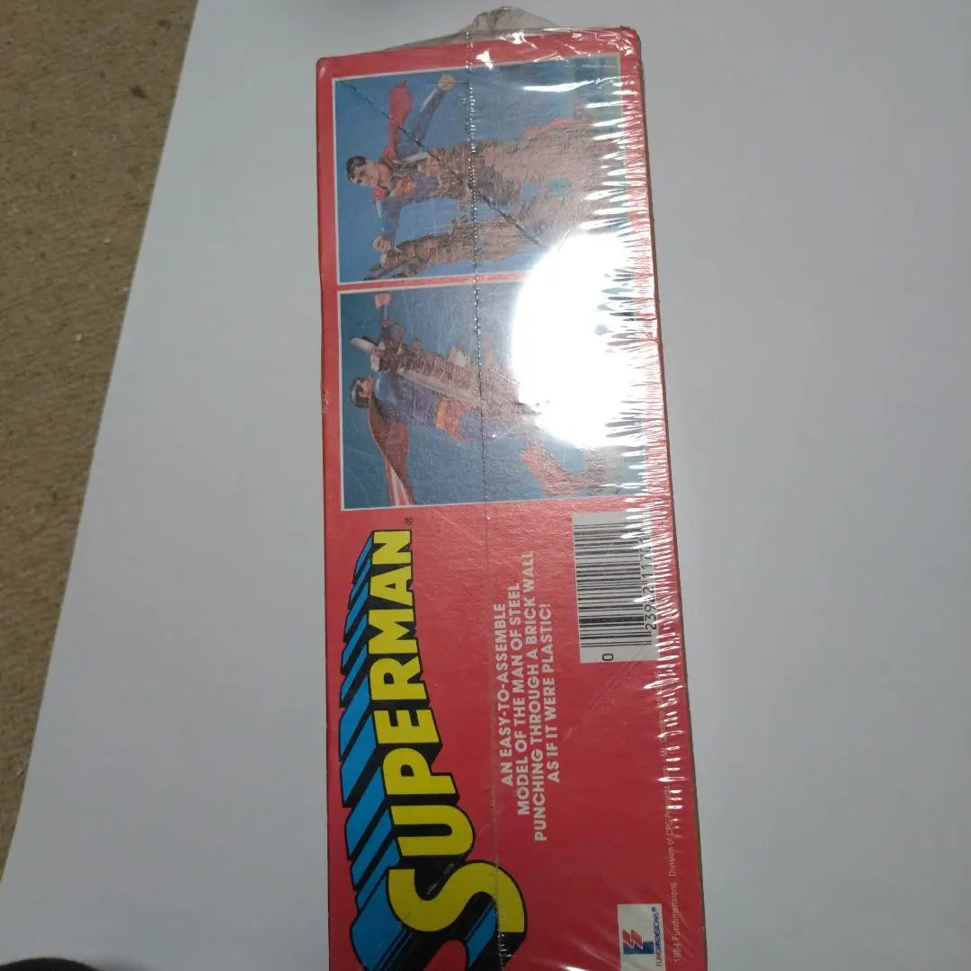 Superman Super Powers Plastic Model Unopened