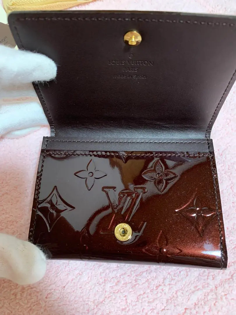 LOUIS VUITTON Vernis Business Card Holder