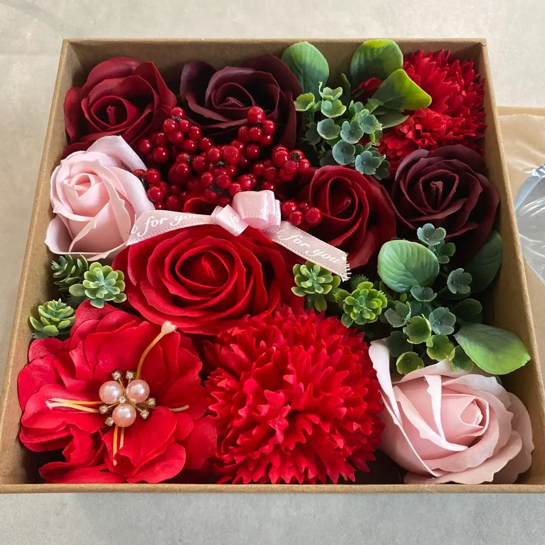 Flower box red artificial flower | フラワーボックス　赤　造花