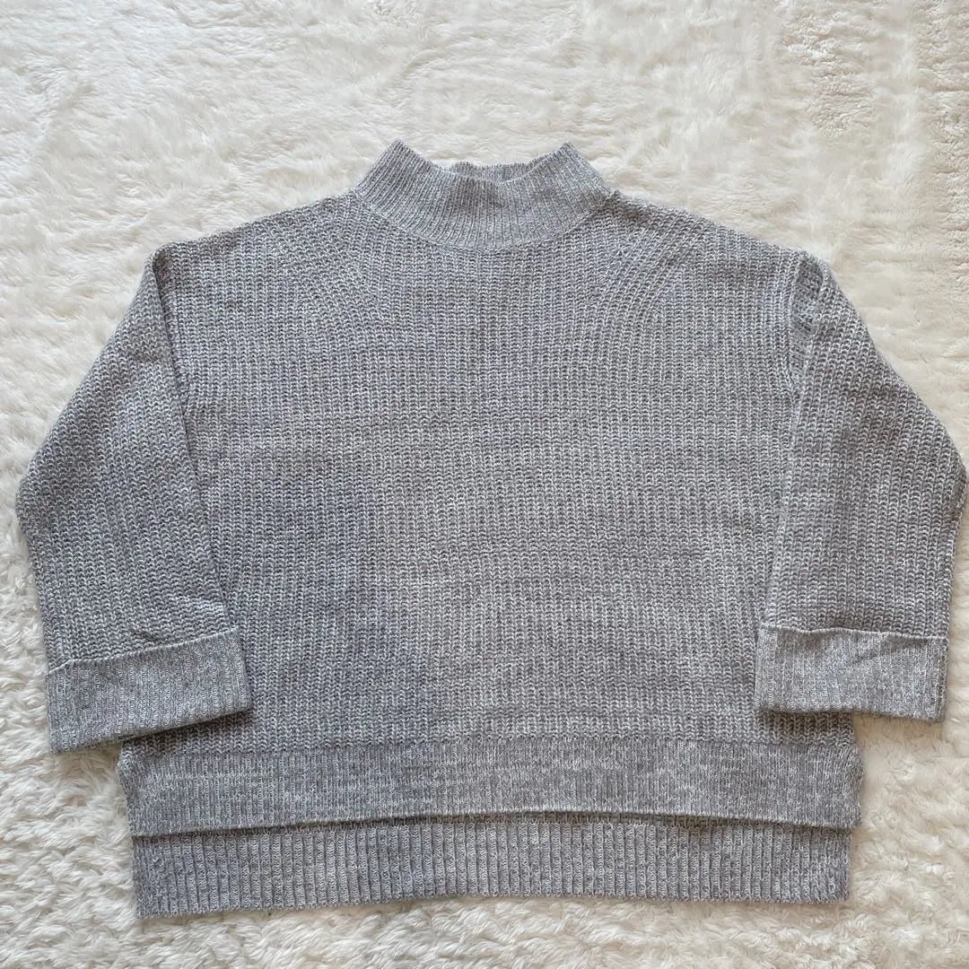 ♡GU♡ Rough turtleneck knit sweater sleeve folding M