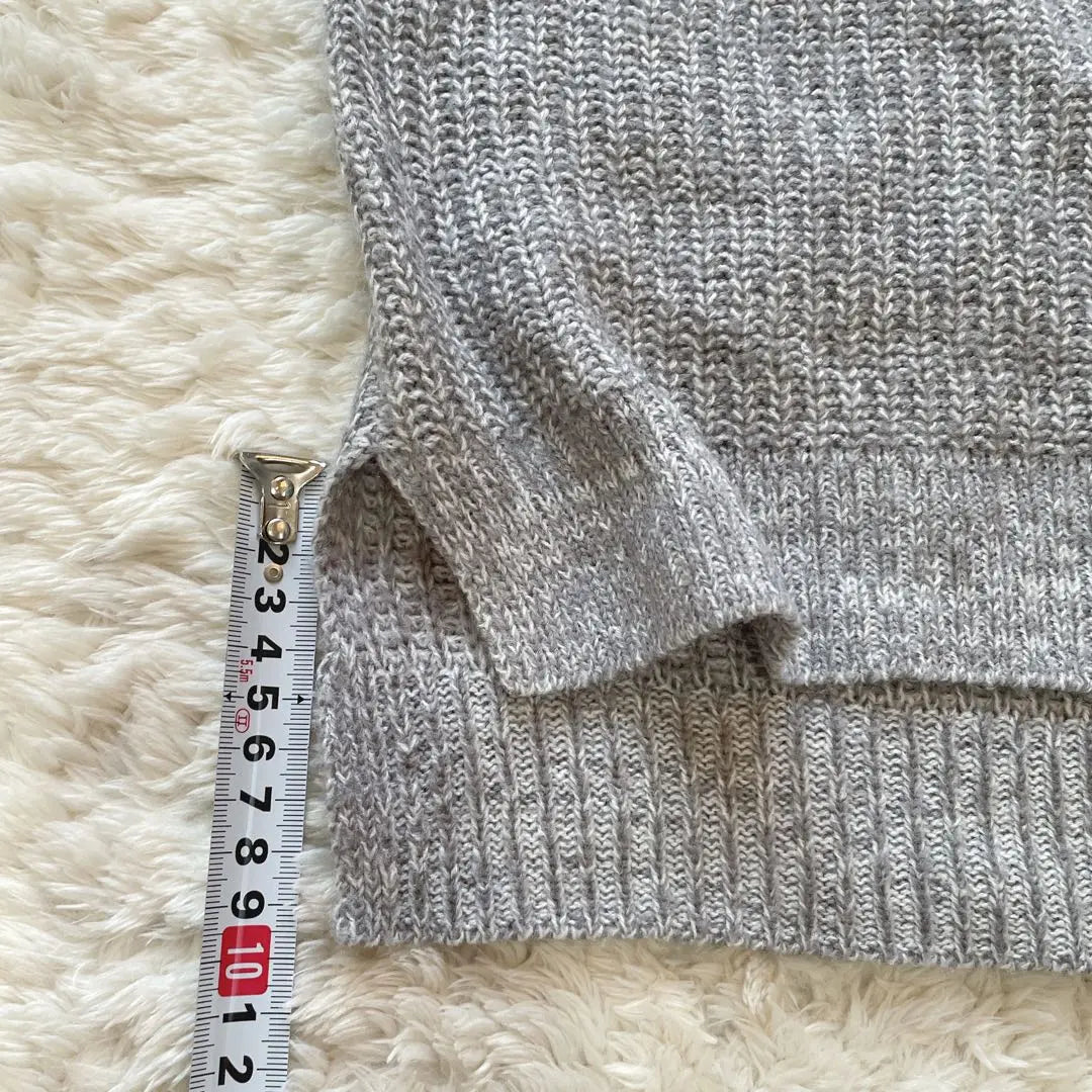 ♡GU♡ Rough turtleneck knit sweater sleeve folding M