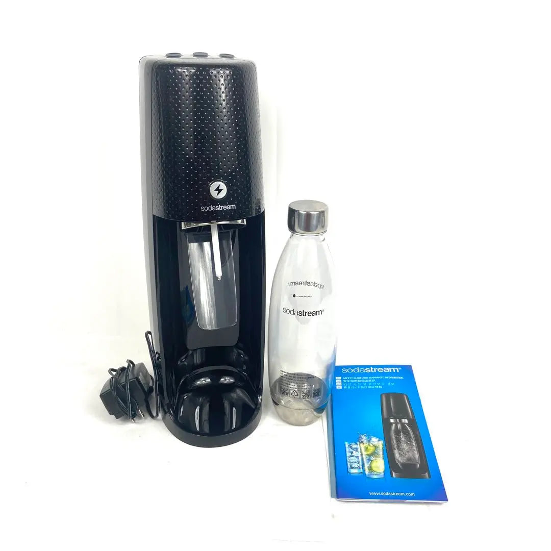 Sodastream con producto de trabajo en botella