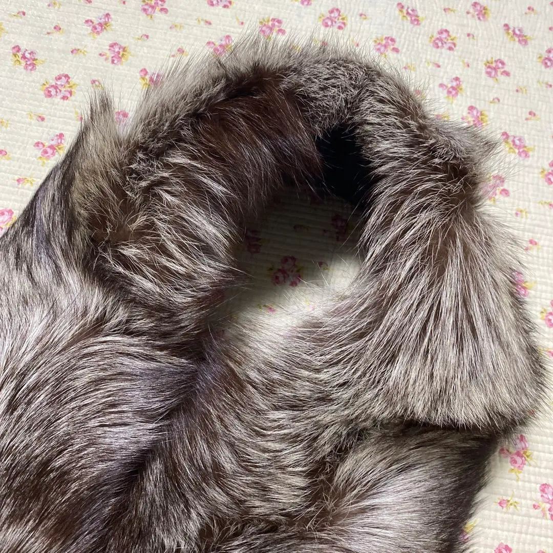 High-quality fur 106cm Saga Fox muffler shawl SAGA FOX DMW