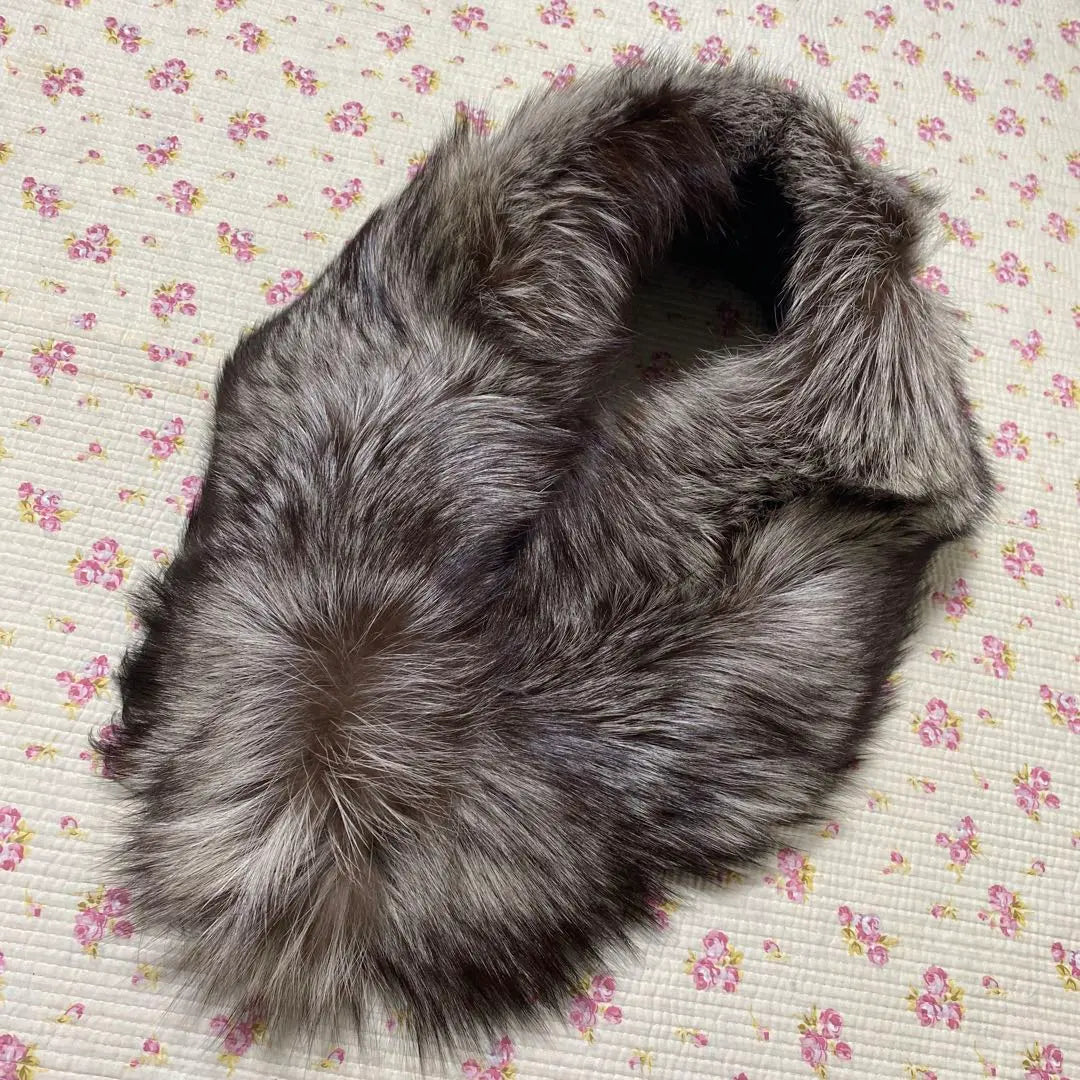 High-quality fur 106cm Saga Fox muffler shawl SAGA FOX DMW