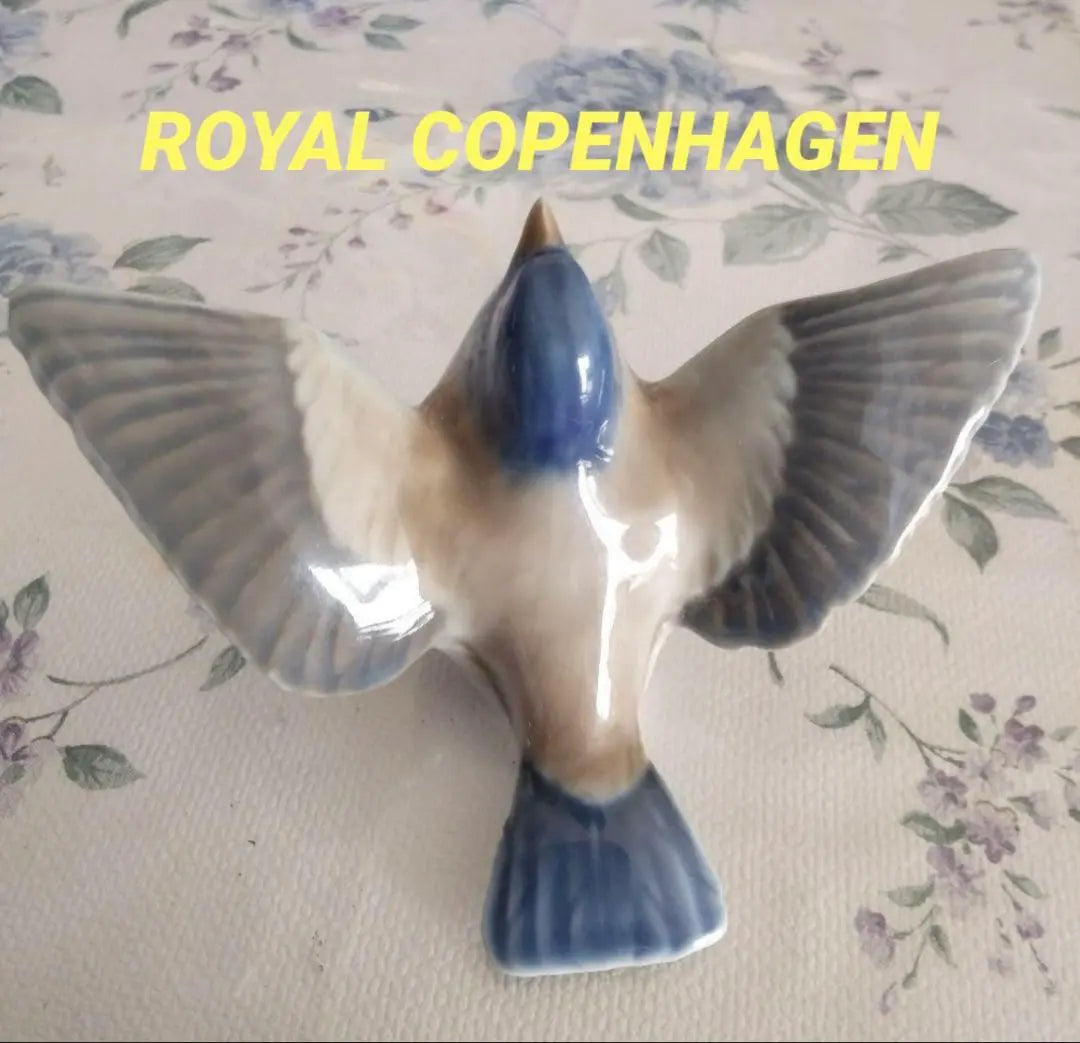 Royal Copenhagen * Figura de pájaro pequeño