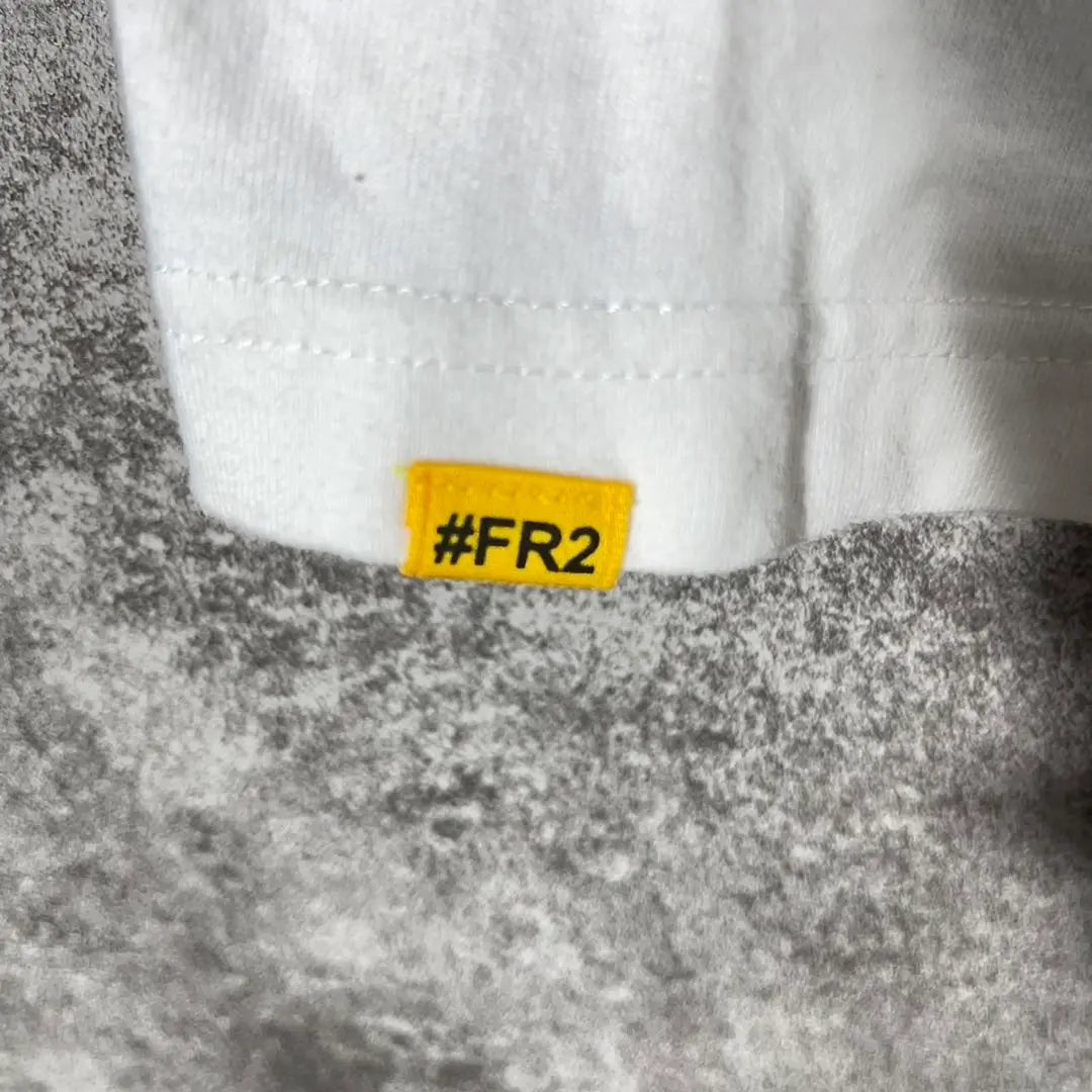 [Very popular] FR2 T-shirt Rabbit Inverted Print Fucking Rabbit Presence◎