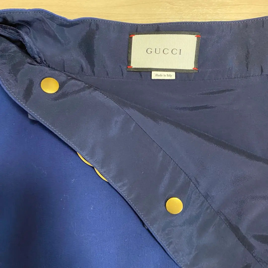 Falda con logotipo de Gucci 38