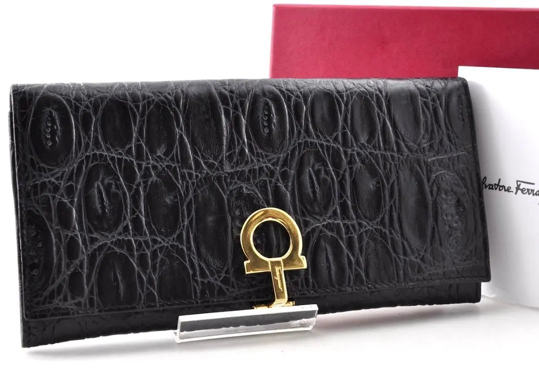 Beautiful condition Ferragamo Gancini Long Wallet Black Boxed