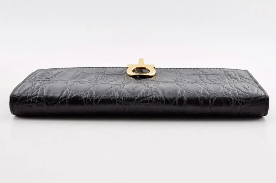 Beautiful condition Ferragamo Gancini Long Wallet Black Boxed