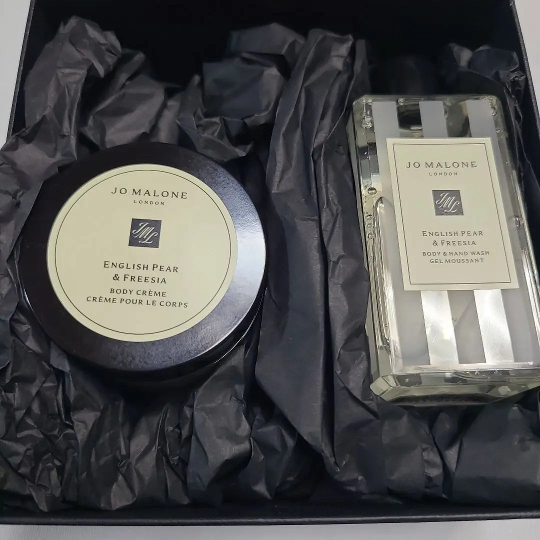 New and unused JO MALONE English Pear Cream Set