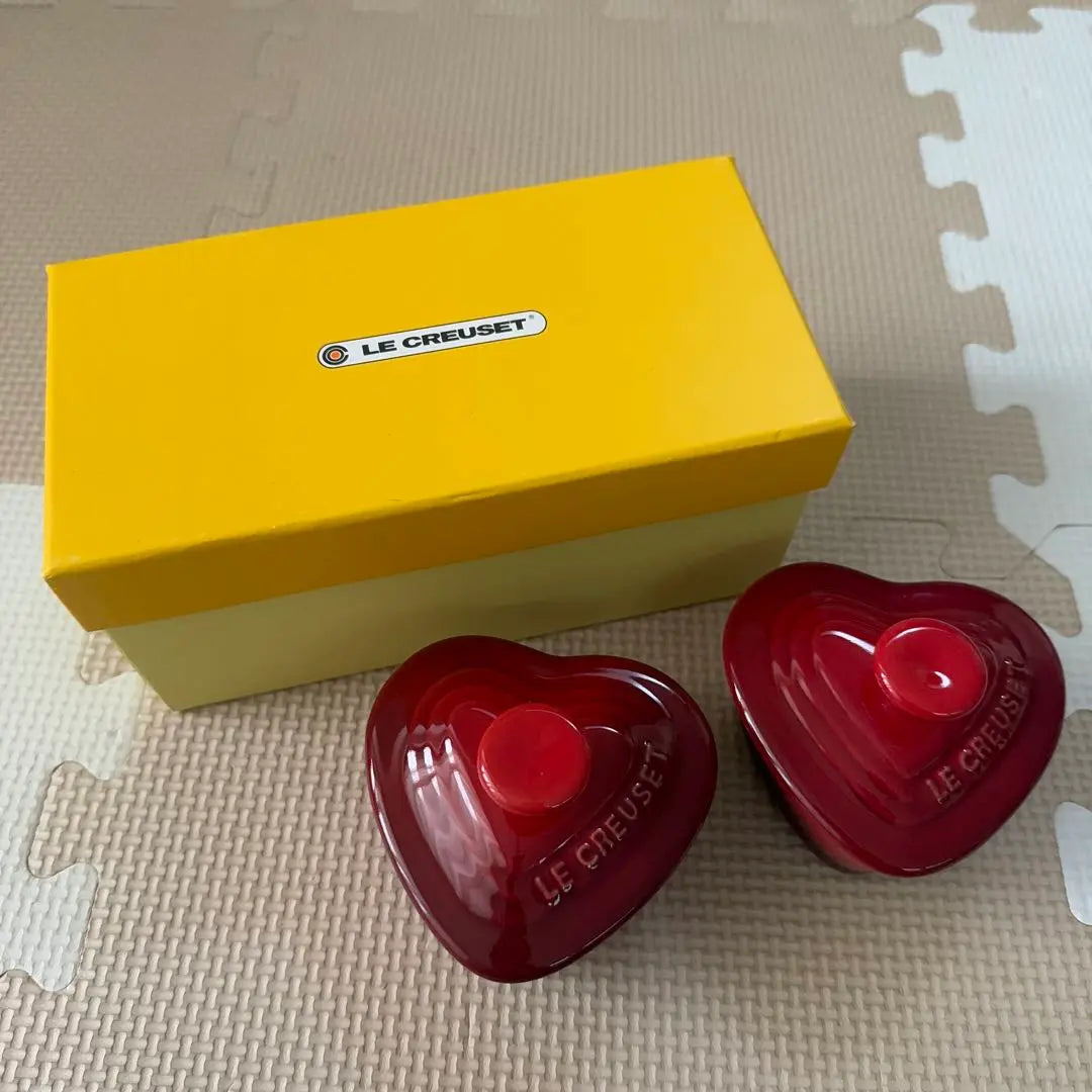 Le Creuset tableware heart