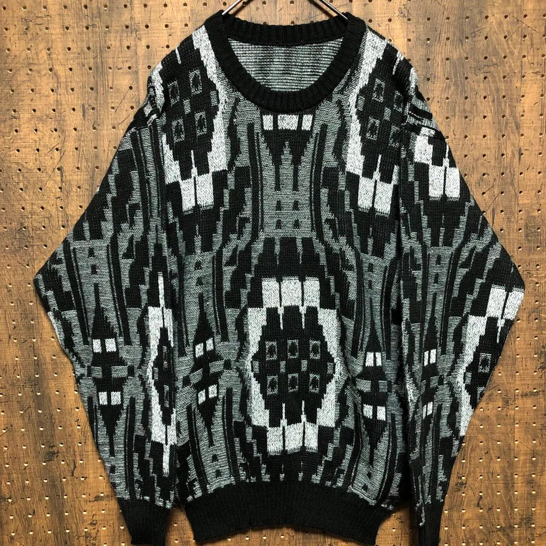 Native pattern knit size M NC206