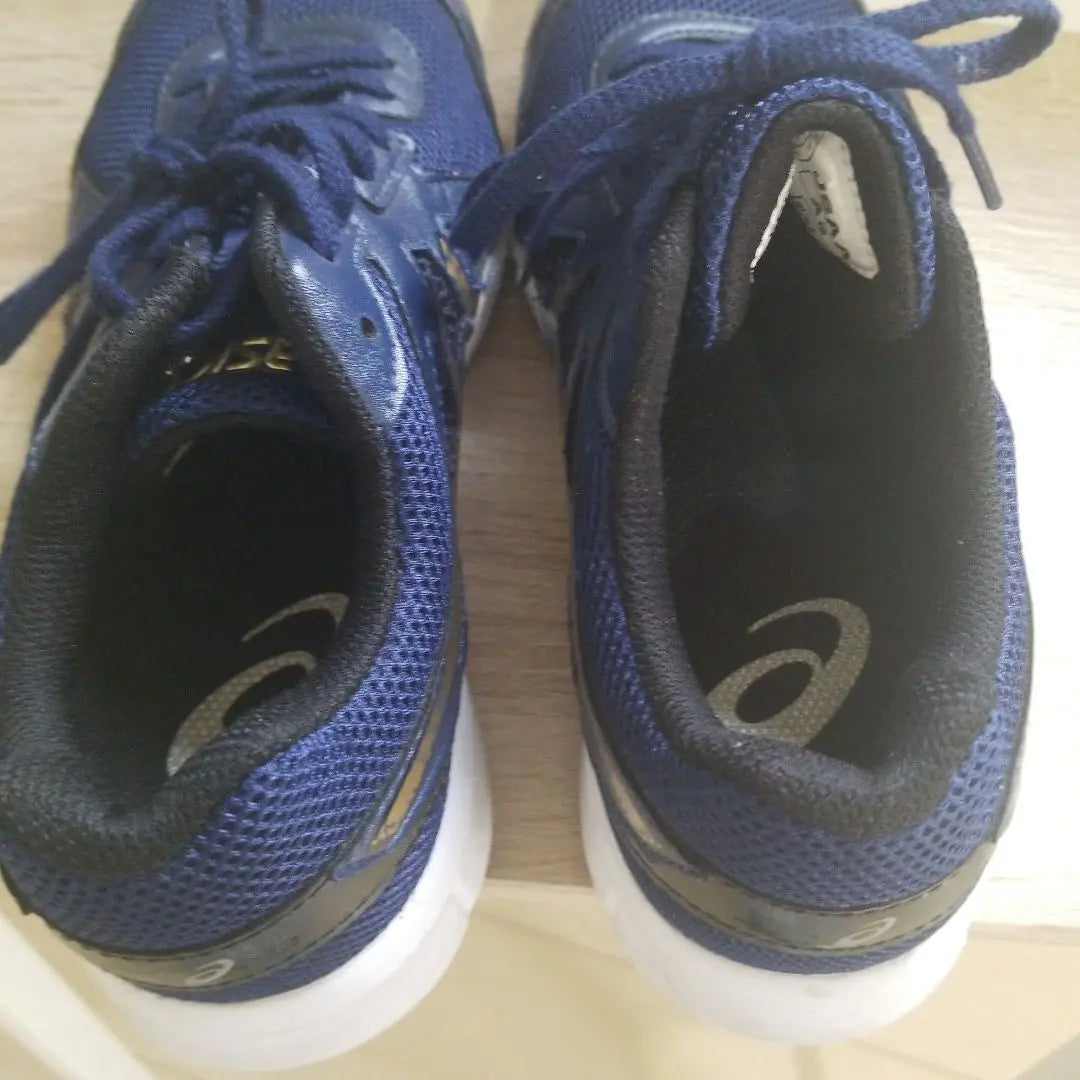 Good condition ASICS safety shoes 23.5cm navy