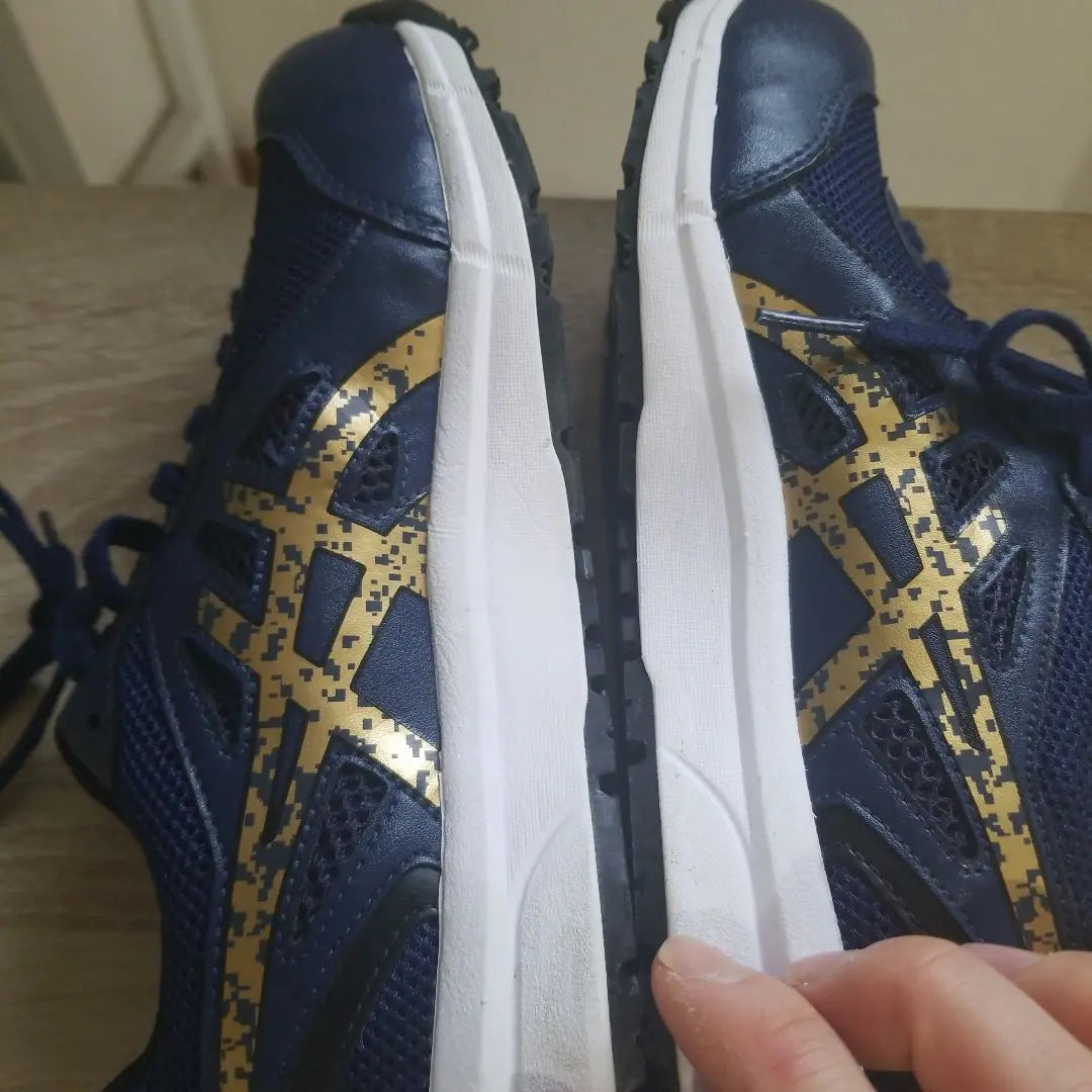 Good condition ASICS safety shoes 23.5cm navy