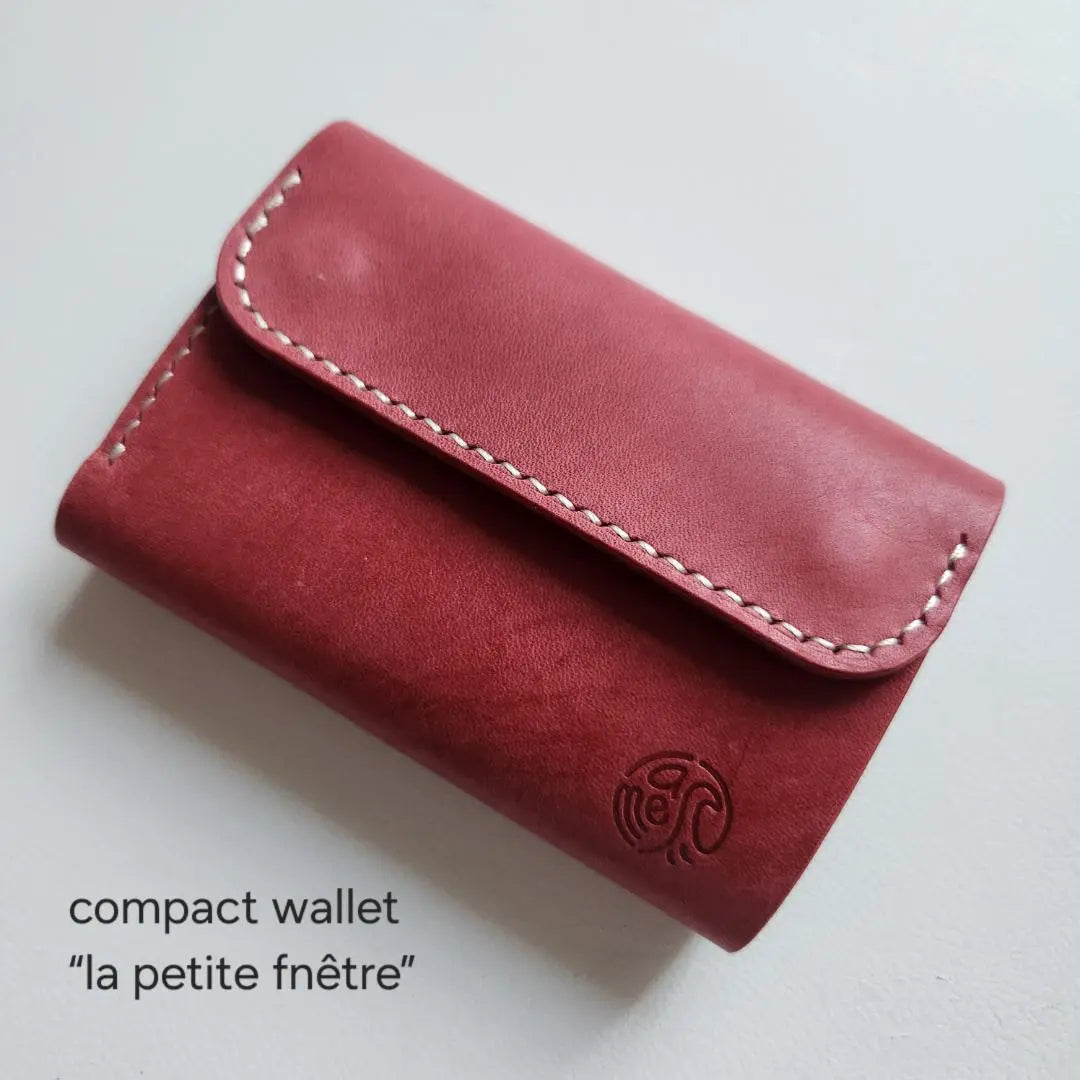 [Genuine leather] You can see the face of the bill! Compact Trifold Wallet Bordeaux