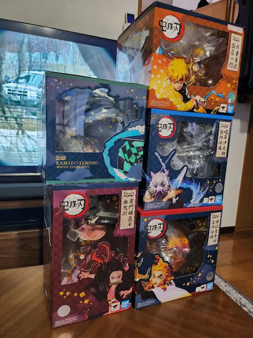 Set of 5 figures included ◼️Demon Slayer: Kimetsu no Yaiba figuarts Zero figure◼️