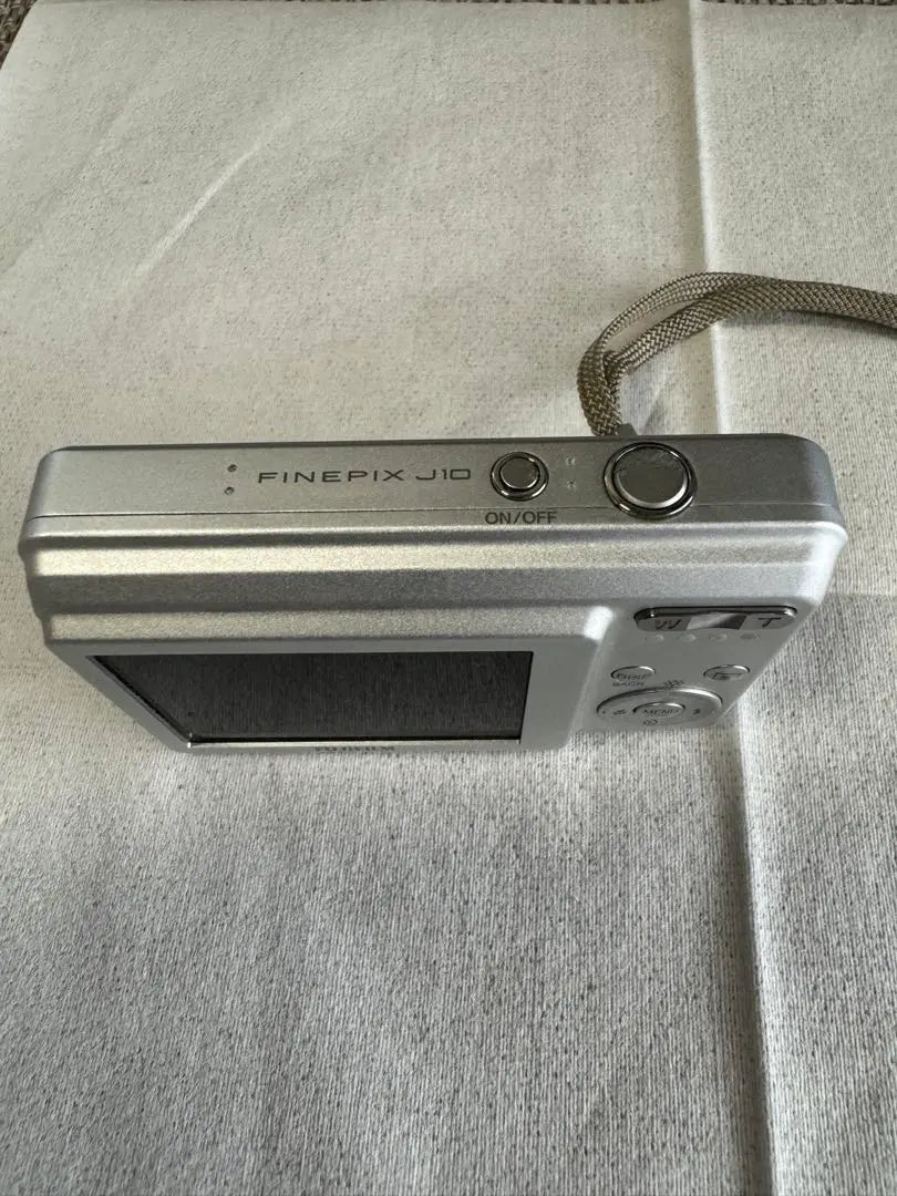 FINEPIX J10 Silver Compact Digital Camera