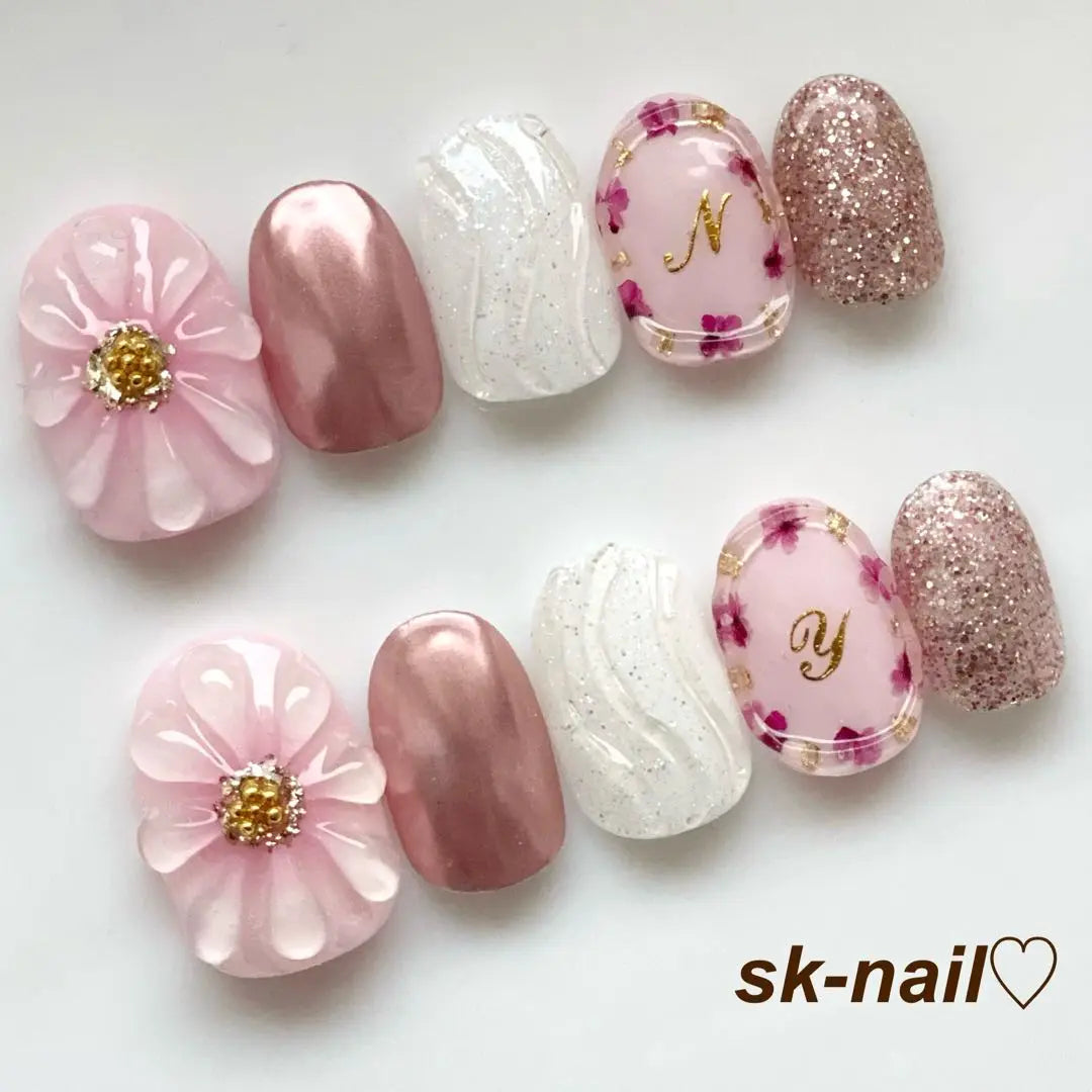 ♡Flores Pukuri y uñas de espejo ♡ Tips de uñas, hechos a mano | ♡ぷっくりフラワーとミラーネイル♡ ネイルチップ ハンドメイド