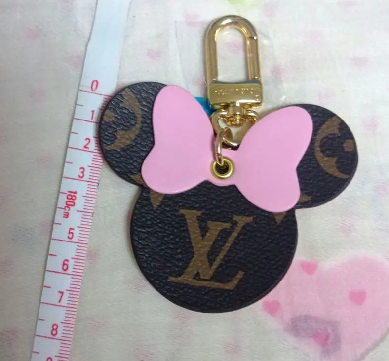 New pink ribbon, English letter pattern, key ring, keychain