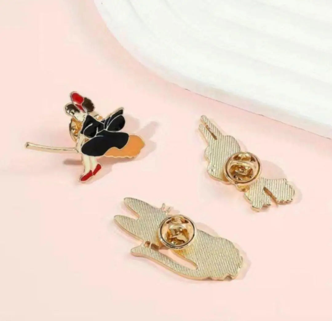 ◆Last item: New Kiki's Delivery Service Pin Badge Set of 3