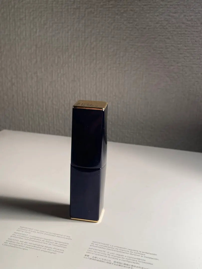 ESTEE LAUDER Pink Lipstick 67