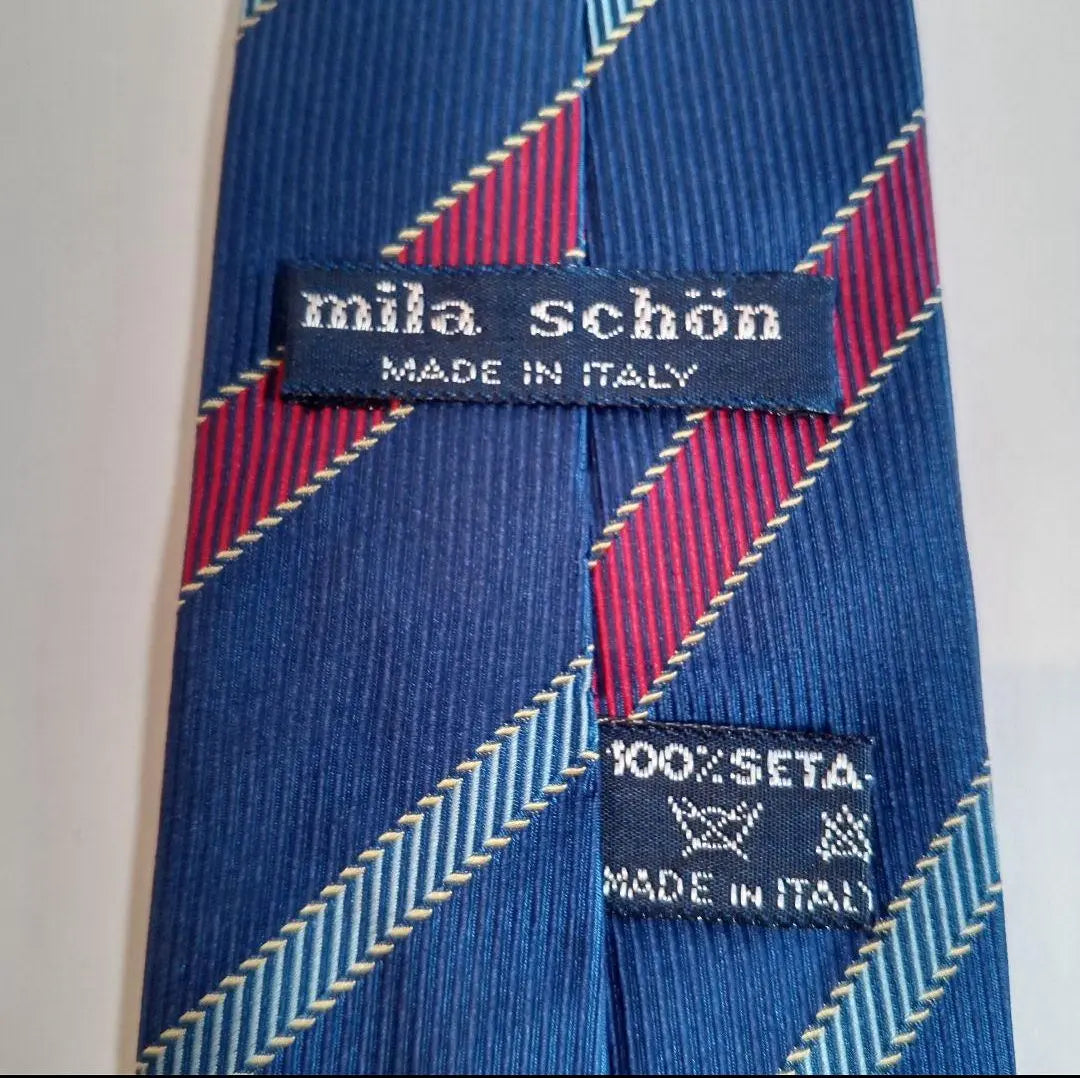 Good condition milaschon Italy navy blue striped