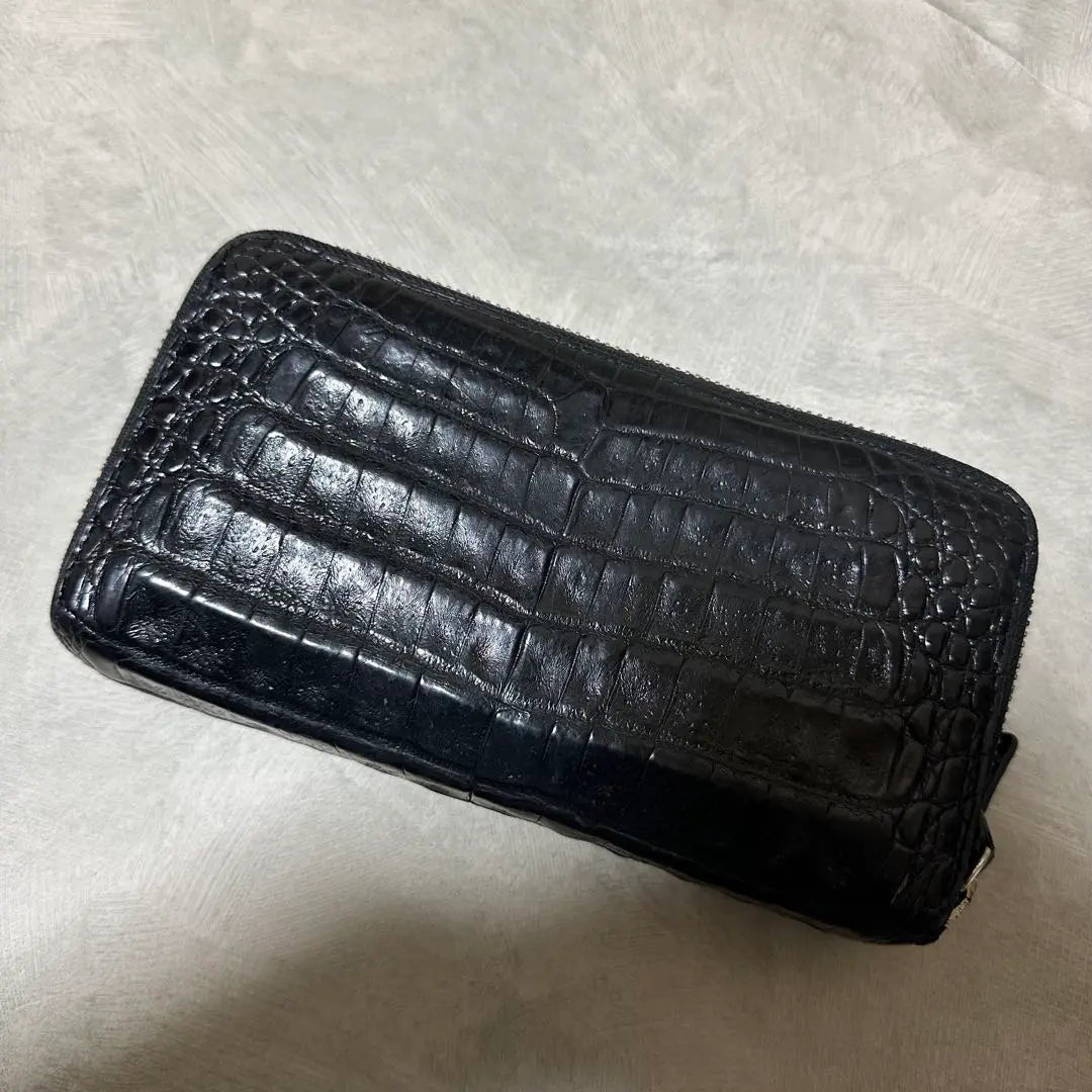 ✨ Súper rara ✨ Cartera larga Godan de piel de cocodrilo con doble cremallera y diseño de caimán en color negro