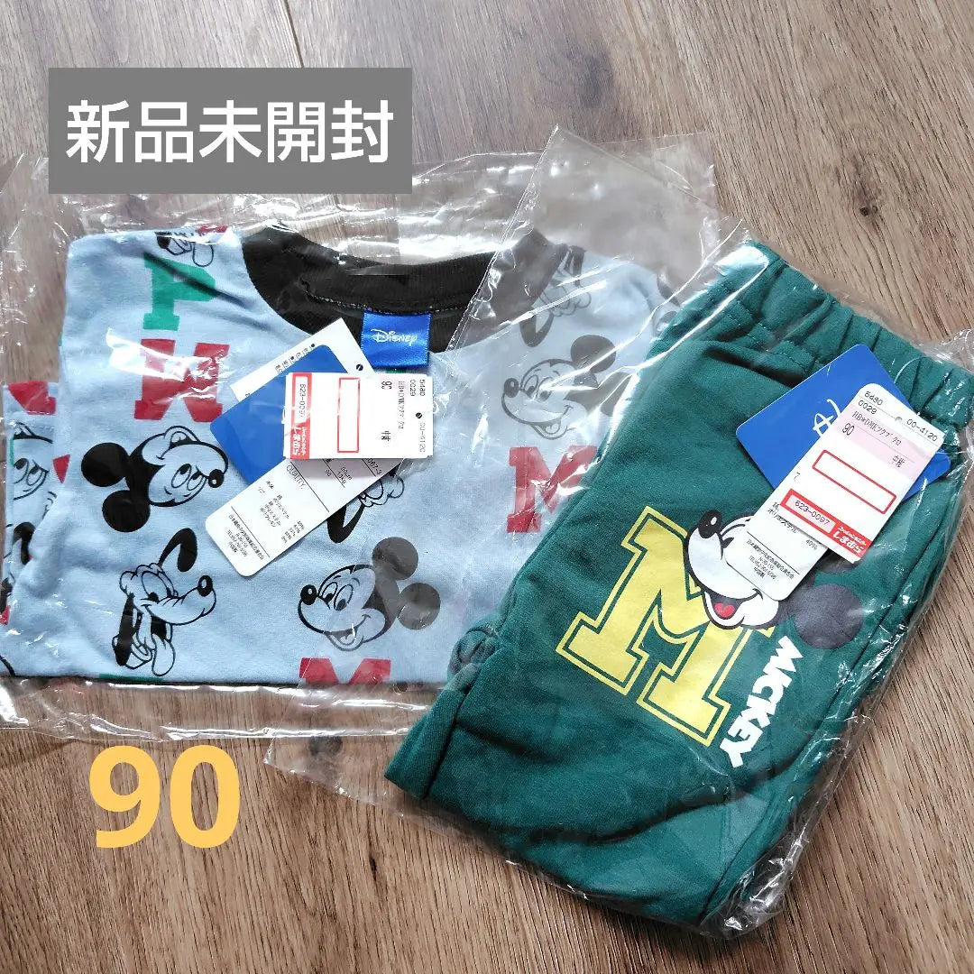 New unopened Mickey Ron T & Pants 90 size