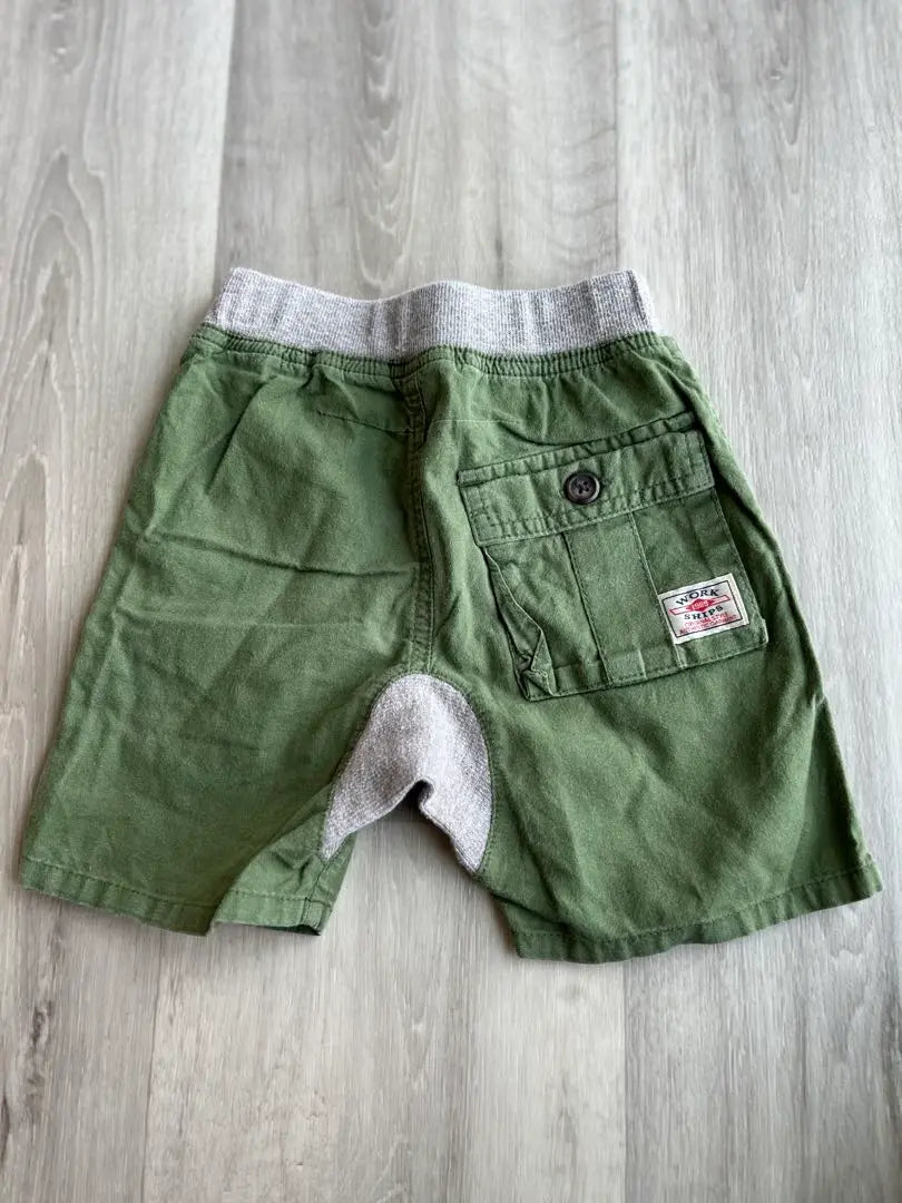 [Price reduction] Ships ships kids shorts khaki size 90