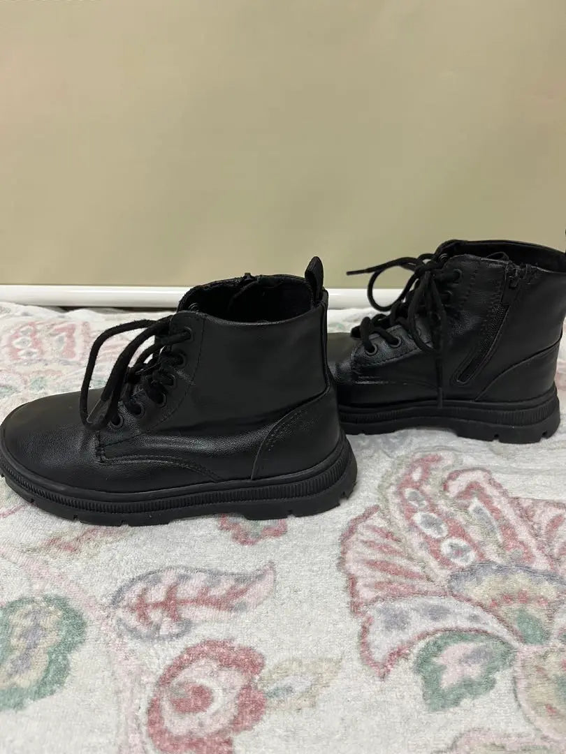 ‼ ️ZARA's children's boots 28 (17cm) synthetic leather boots (with side zipper)