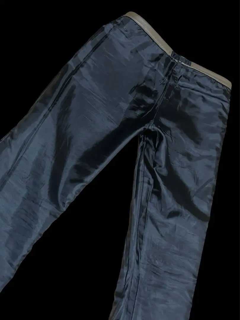 ¡Raro! Pantalones de cuero PARANOID de corte acampanado y bota 30