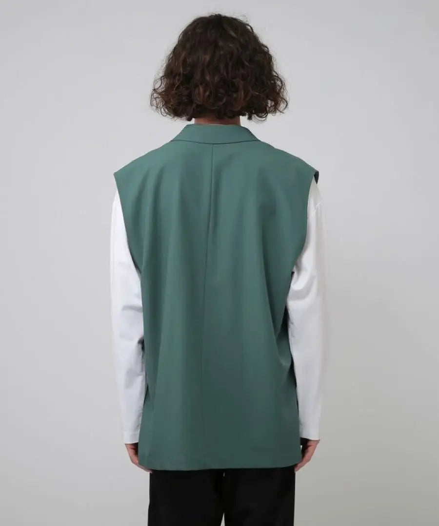 Regular price: 9,900 yen⭐️tk.TAKEO KIKUCHI sleeveless jacket new