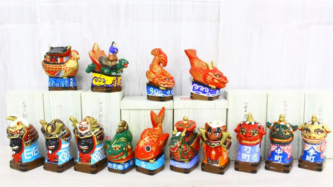 ▲ Beautiful goods set of 14 pieces Karatsu Kunkuchi Karatsu ware clay doll Saga prefecture local toy folk crafts festival | ▲美品 14個セット 唐津くんち 唐津焼 土人形　佐賀県郷土玩具　民芸品　祭礼