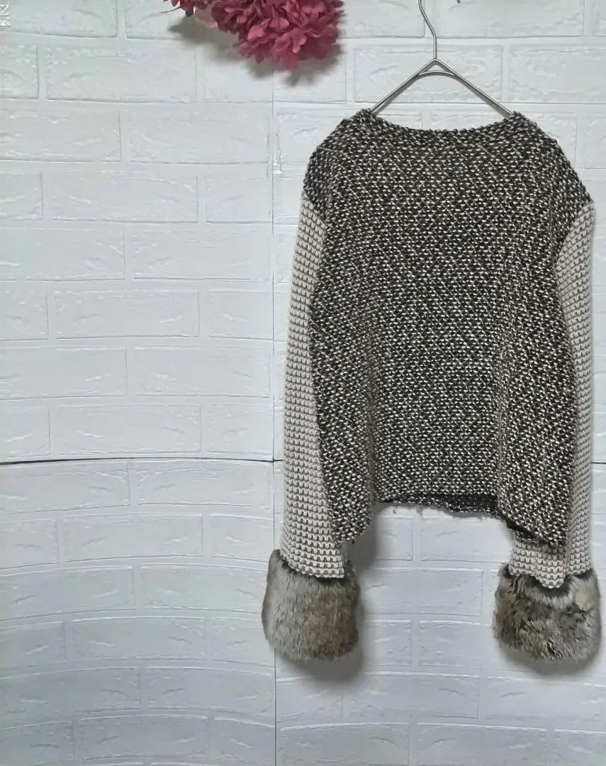 [ZARA] ZARA♡ Tops♡ With fur sleeves♡ Different materials♡Sweater♡Knitted【S】Brown | 【ザラ】ZARA♡トップス♡袖ファー付♡異素材♡セーター♡編み【S】ブラウン系