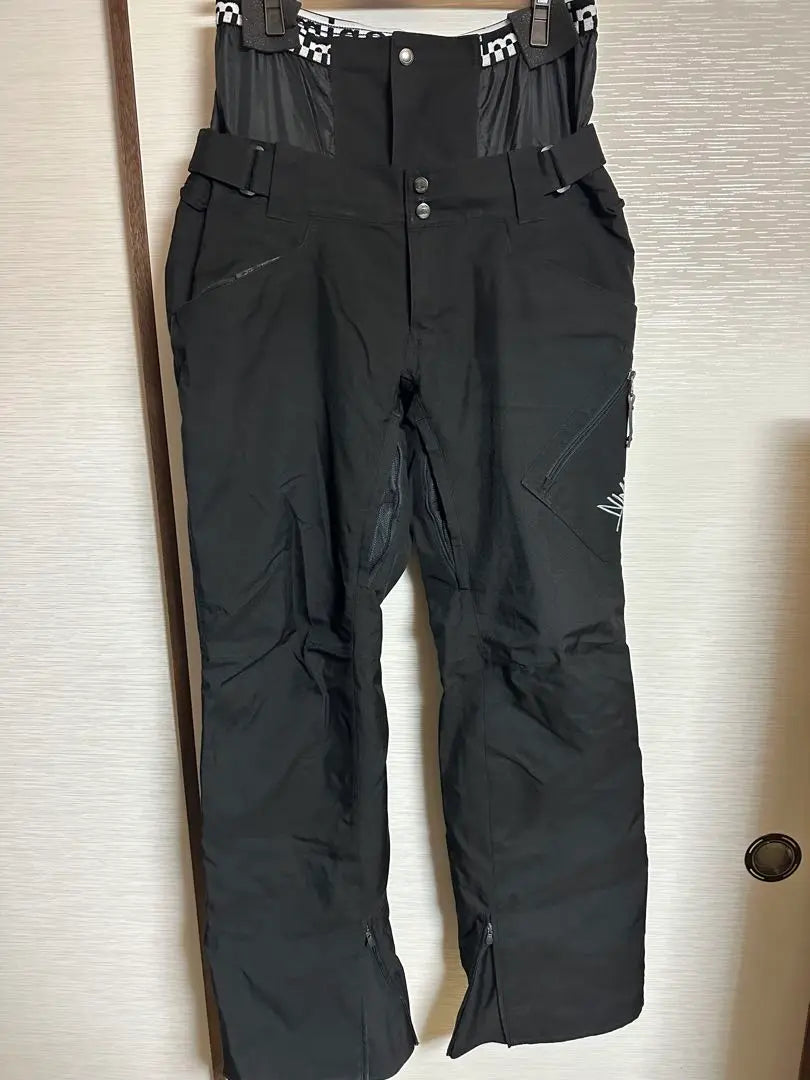 Pantalones de snowboard NIMA negros | NIMA ブラック スノーボードパンツ