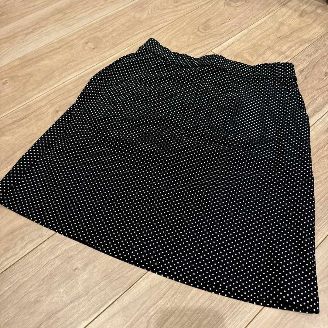 Black & White Sport Size 2 Golfwear Skirt Dot Pattern