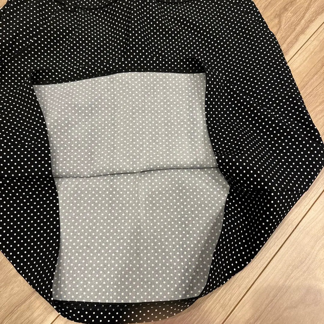 Black & White Sport Size 2 Golfwear Skirt Dot Pattern