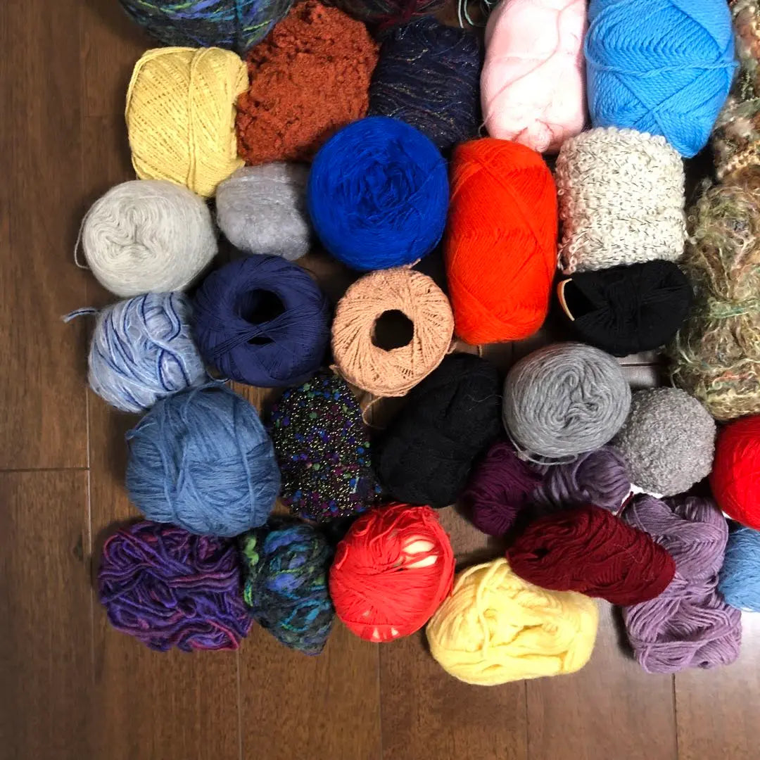 Yarn, bulk sale, approx. 2.2kg