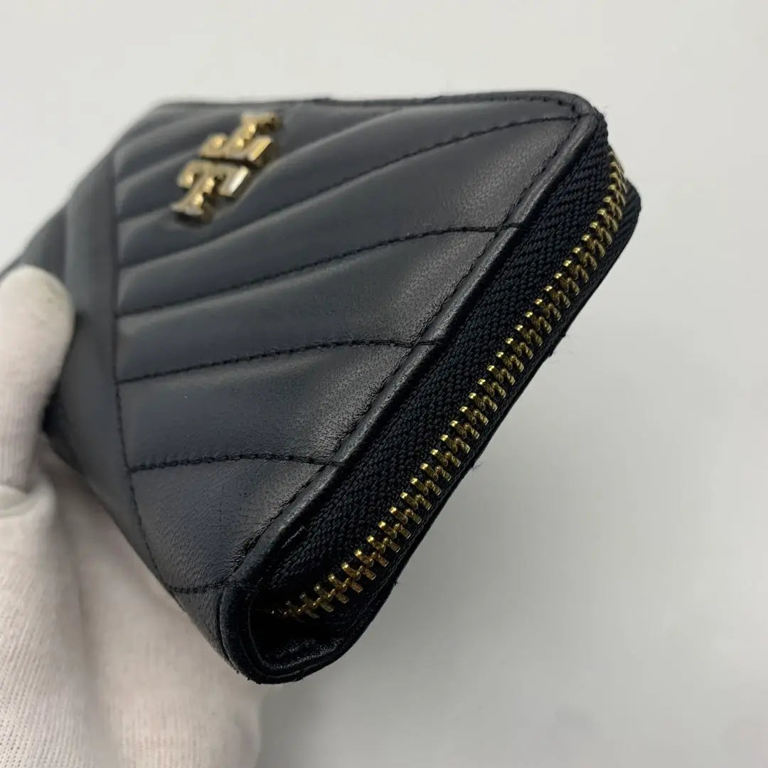 ☆Extremely beautiful condition ☆ Tory Burch ☆ Long wallet ☆ Round zip