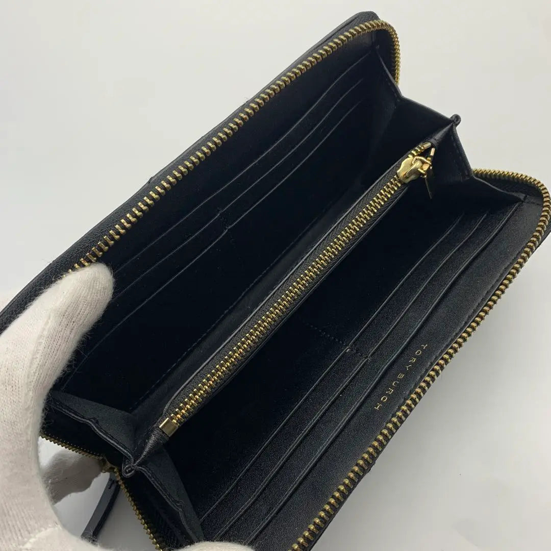 ☆Extremely beautiful condition ☆ Tory Burch ☆ Long wallet ☆ Round zip