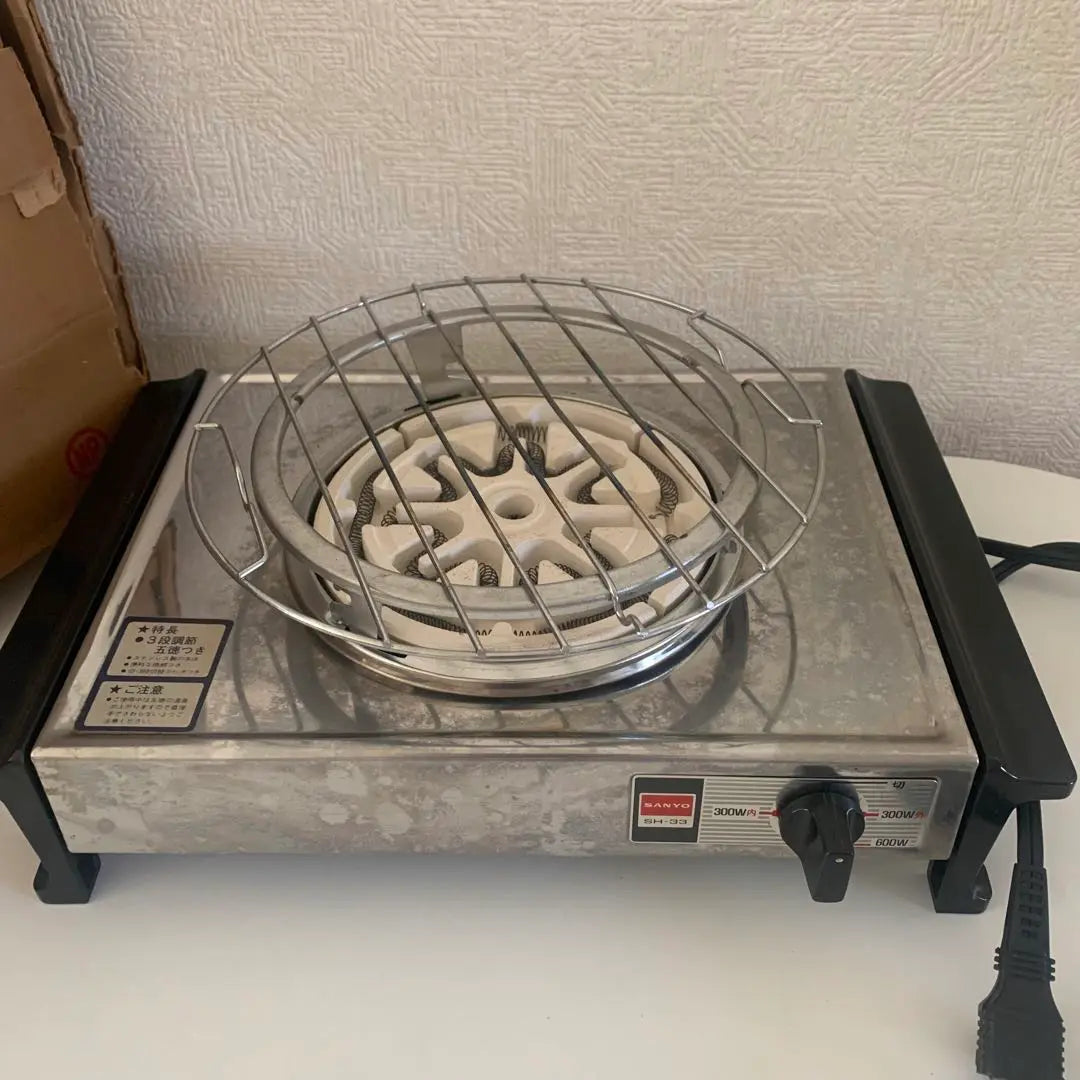 Showa Retro [Sanyo Electric High-quality Square Electric Stove SH-31] Stainless Steel Vintage