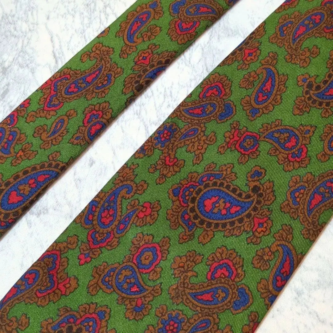 ✧fil a fil✧Tie Paisley pattern Green Green Pink Beautiful color