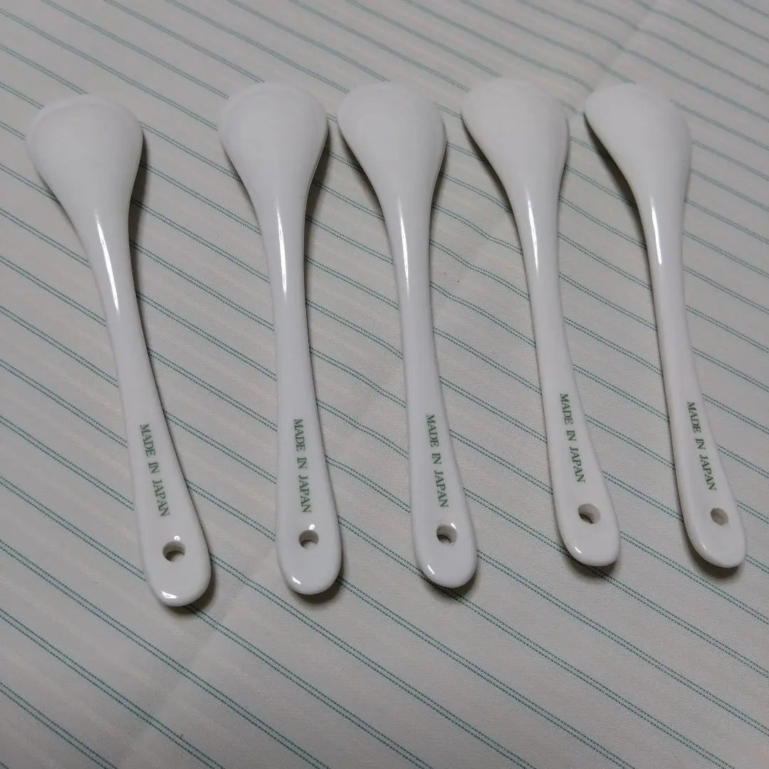 Made in Japan Ceramic Spoon Teaspoon Floral Pattern 5 Pieces