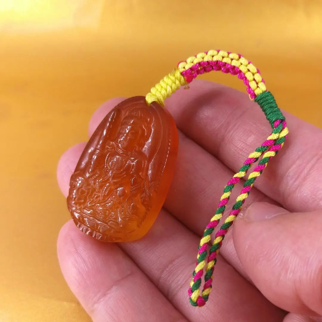 Good luck three-color hand knitting string red agate, Manjusri Bodhisattva, the age of the rabbit, with the main deity (subscription number: AE49)