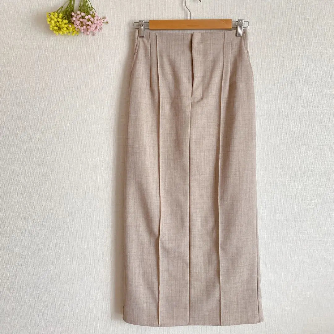 Popular Apartment by Lowrys - Center Slit Long Beige Skirt