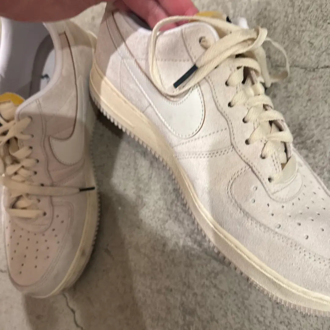 Nike Air Force 1 Beige Sneakers