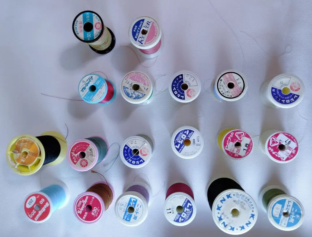 Set of handicraft supplies such as knit sewing thread and sashiko thread