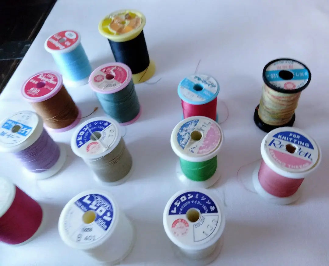 Set of handicraft supplies such as knit sewing thread and sashiko thread