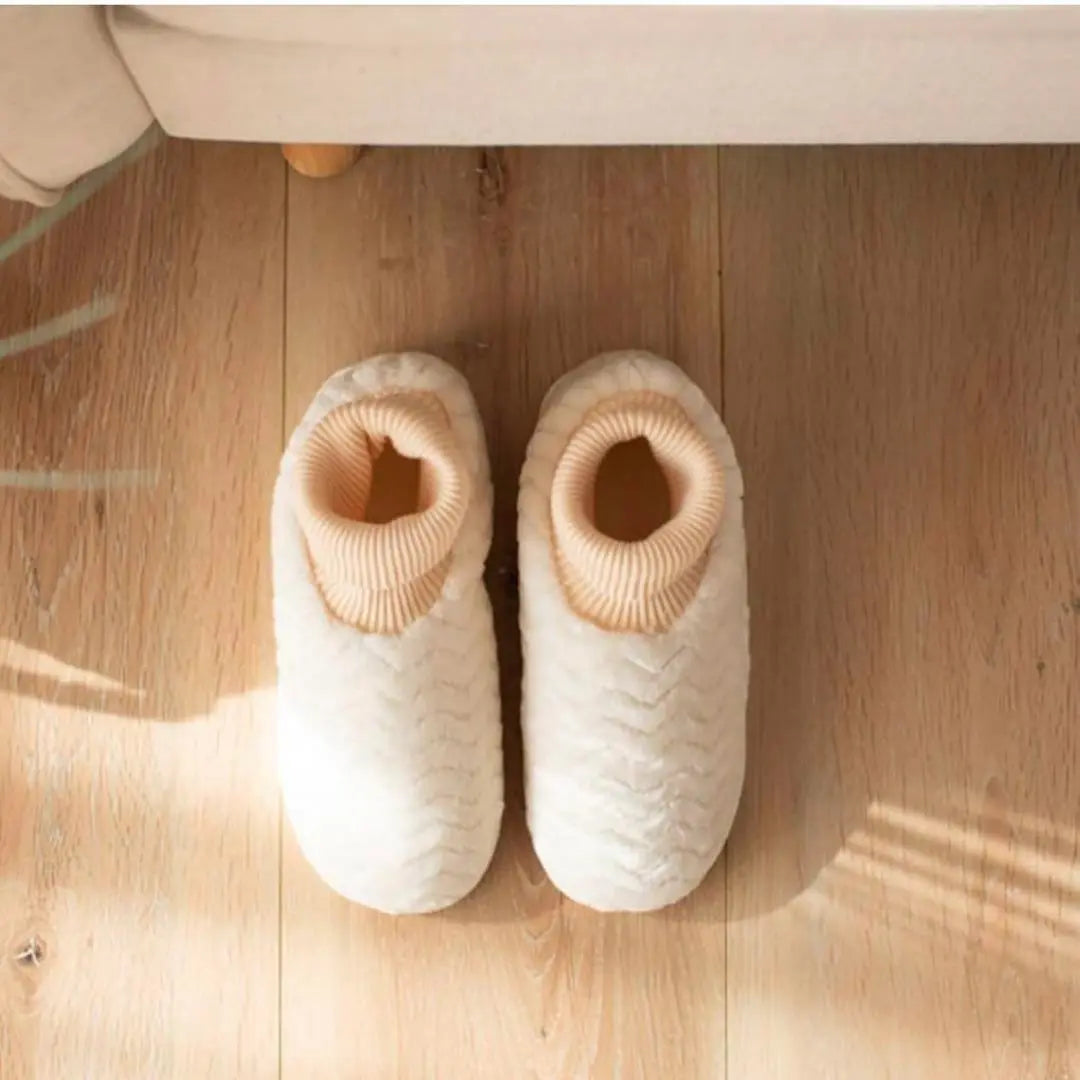 White Fluffy Slippers Warm House Shoes Indoor Outdoor Non-Slip Winter